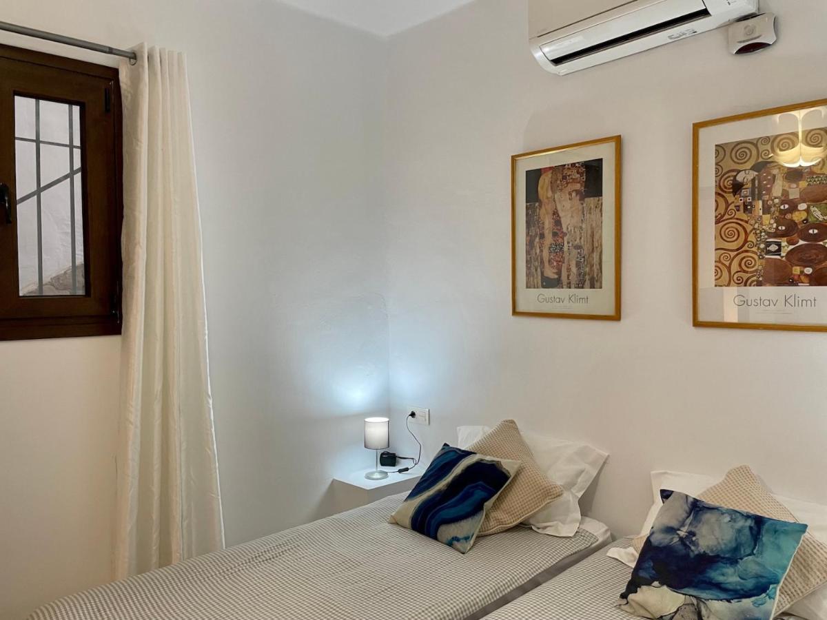 Capistrano Playa, Modern Apartment Within Walking Distance To Burriana Beach Nerja Exterior photo