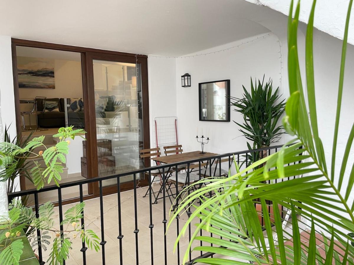 Capistrano Playa, Modern Apartment Within Walking Distance To Burriana Beach Nerja Exterior photo