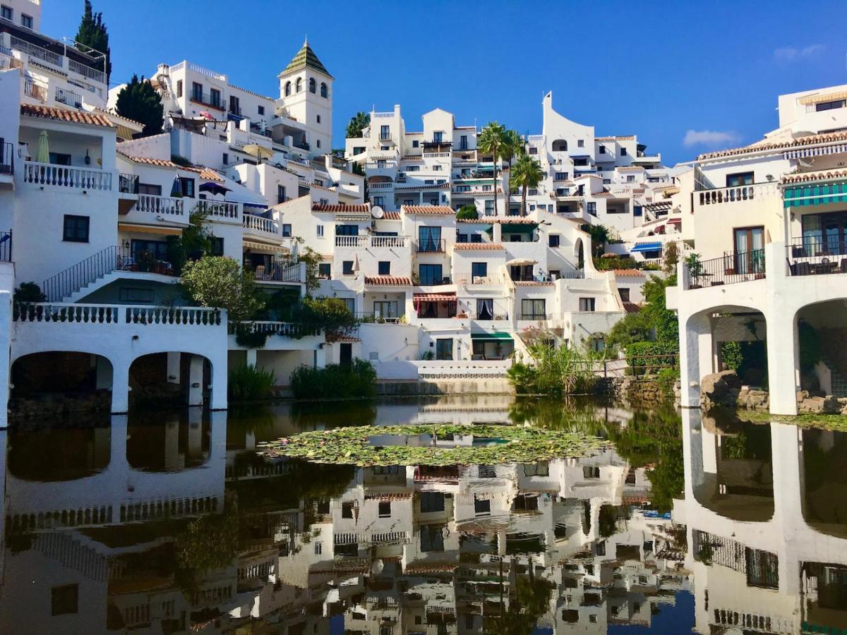 Capistrano Playa, Modern Apartment Within Walking Distance To Burriana Beach Nerja Exterior photo