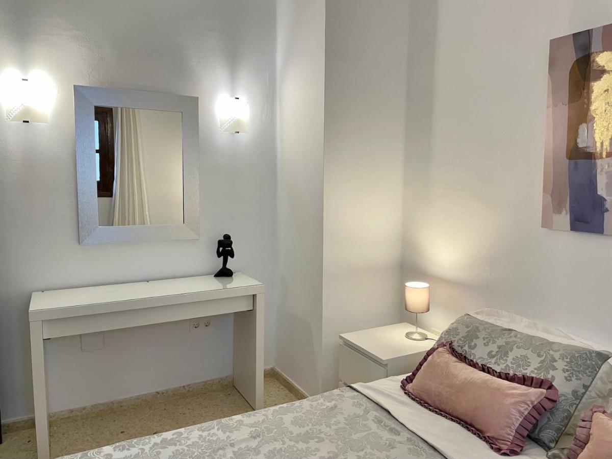 Capistrano Playa, Modern Apartment Within Walking Distance To Burriana Beach Nerja Exterior photo